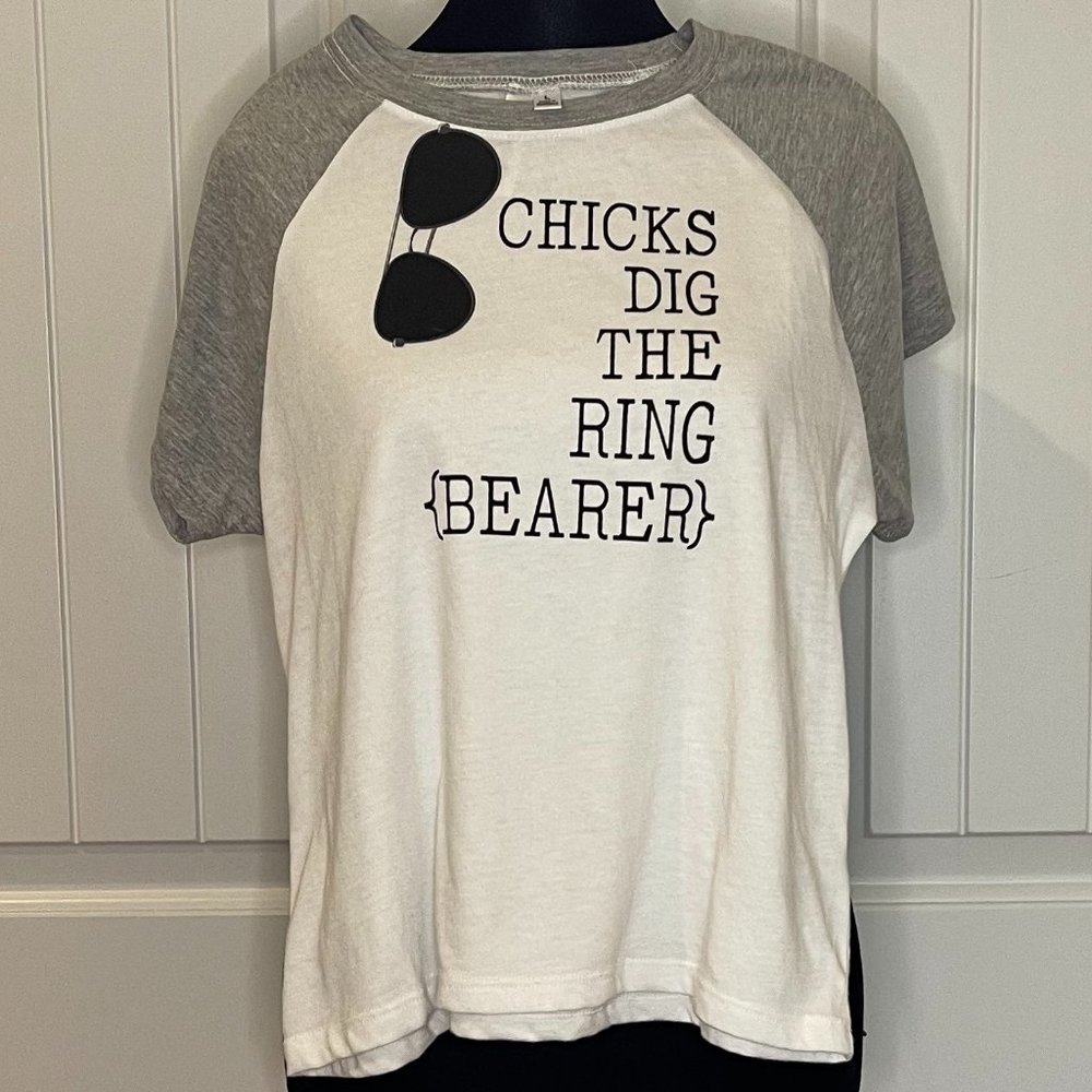 Chicks Dig the Ringbearer - Ringbearer Tee - SIZE L